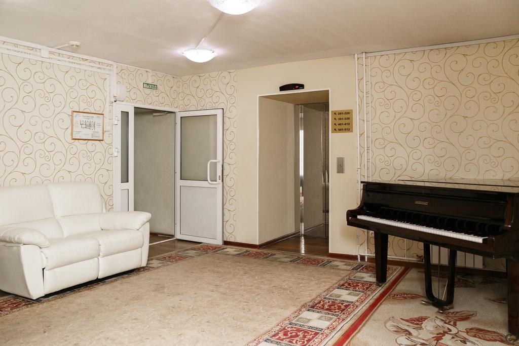 호텔 루스 이르쿠츠크 외부 사진